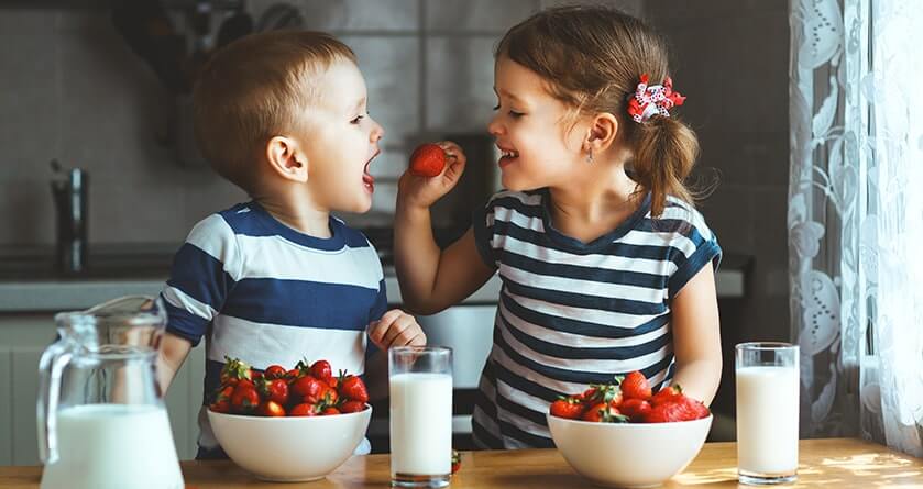 young girl wonders if her baby brother needs a frenectomy